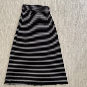 J crew long skirt. Xs. Black and white stripe